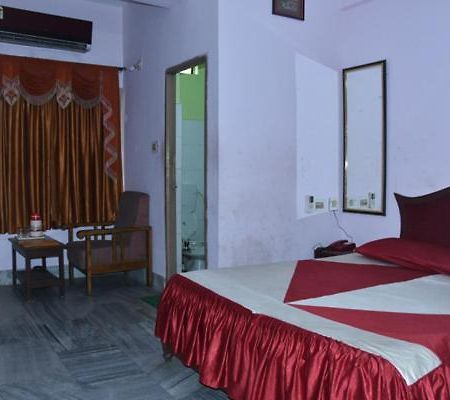 Hotel Sambit Palace Бхубанешвар Екстер'єр фото